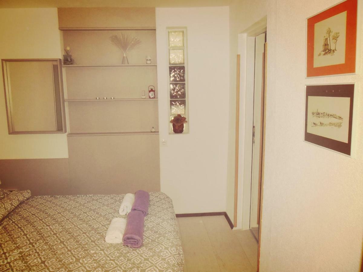 Apartmani Mersol Nin Esterno foto