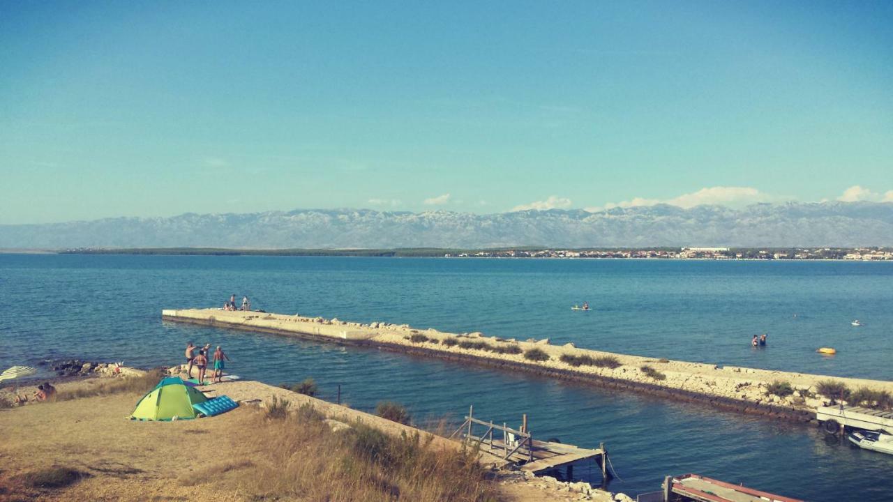 Apartmani Mersol Nin Esterno foto
